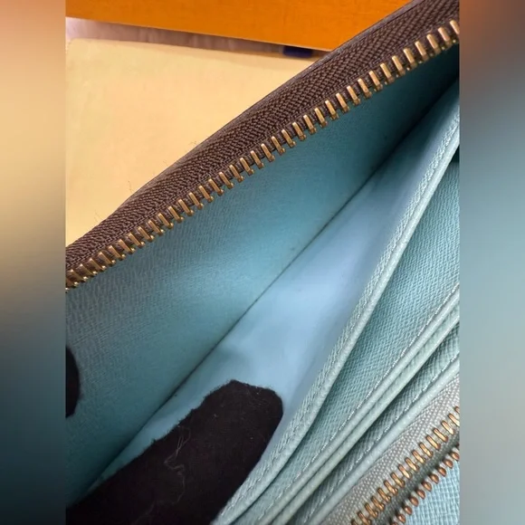 LOUIS VUITTON-CA3151 Limited Edition Illustre Balloon Zippy Wallet(Turquoise Int - Picture 10 of 12